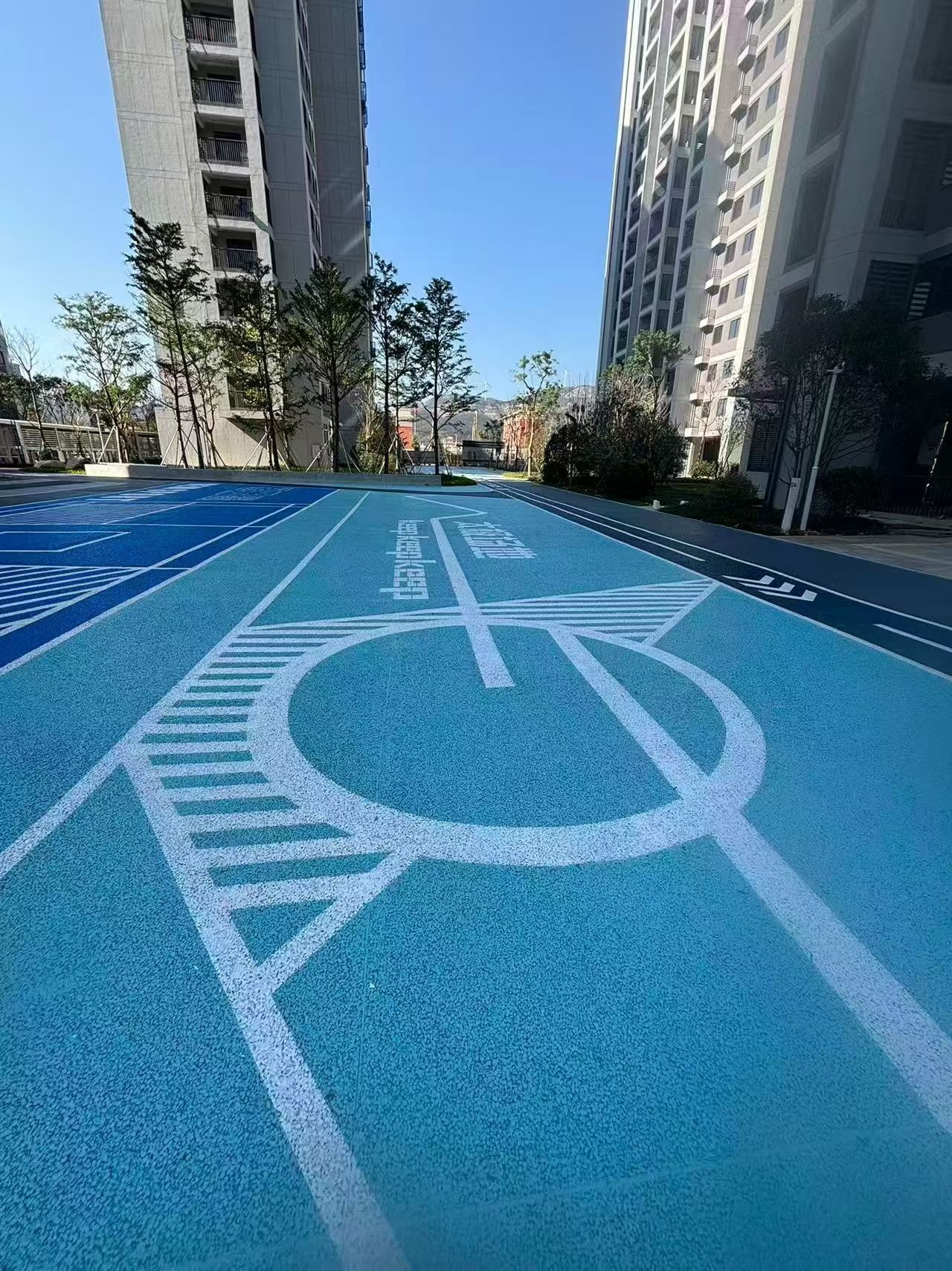 防滑地坪漆地面施工效果